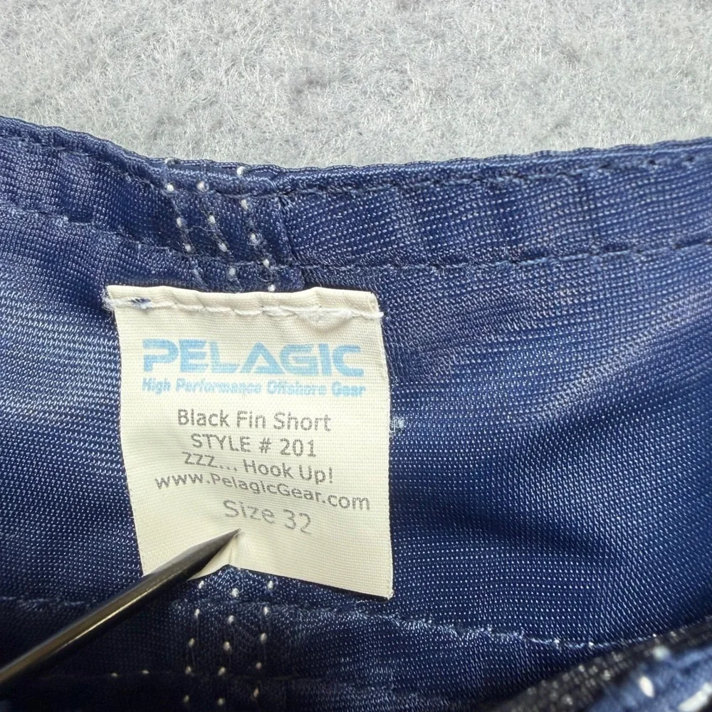 Pelagic Black Fin Mens Board Shorts Navy Blue Fishing Cargo Shorts Size 32 201